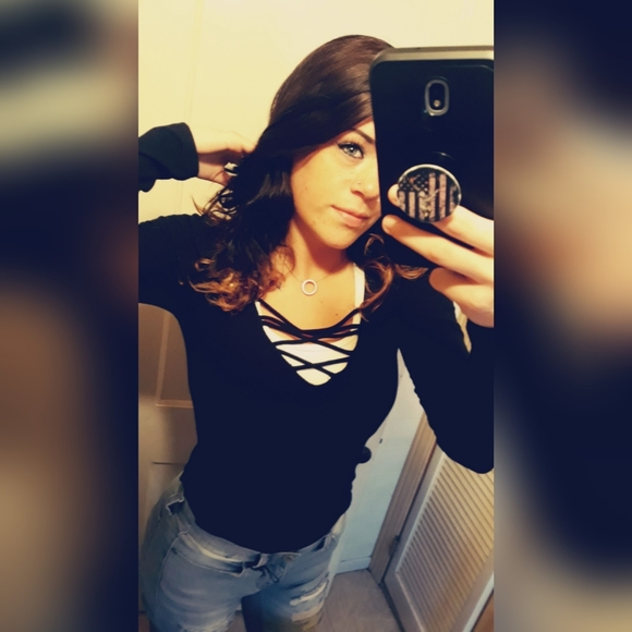 Meet your Posher, Samantha - Picture 2 of 2